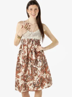 Airisa Vestito da donna con spalline sottili e dettagli in macramè - corallo