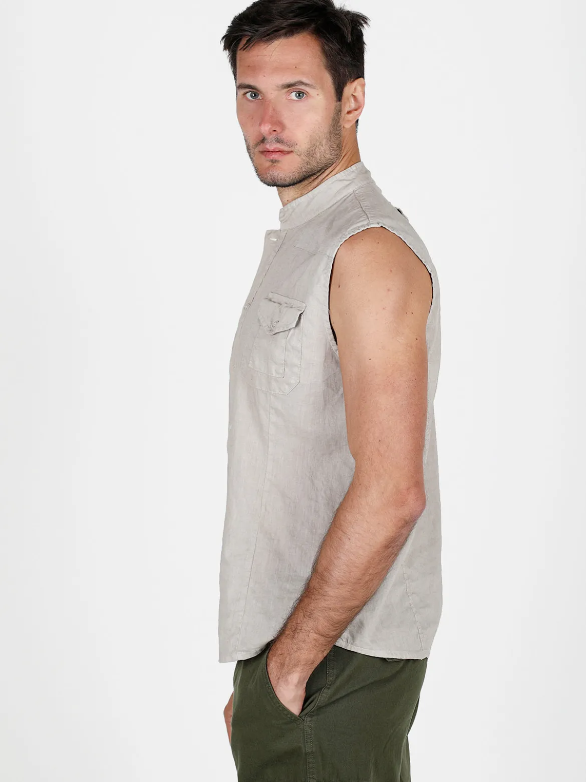 And You Camicia smanicata da uomo in lino