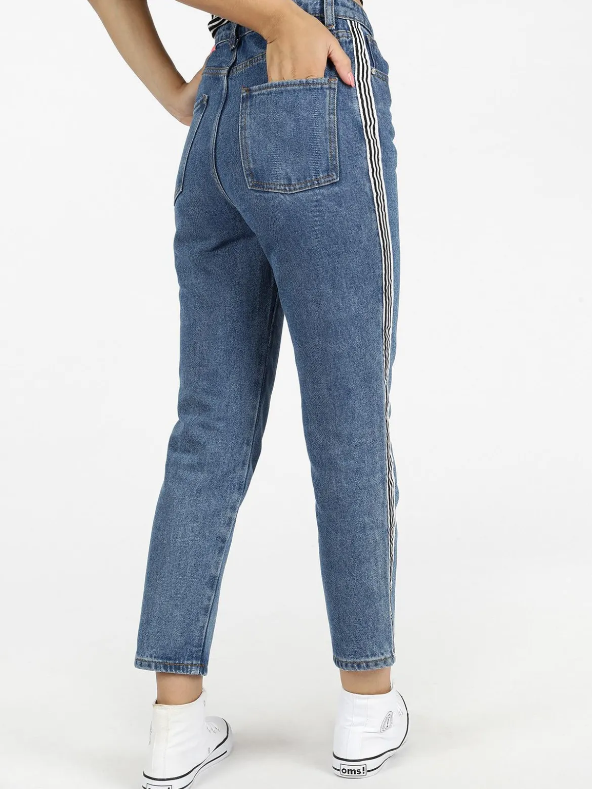 Angelica 2000 Jeans boyfriend con bande