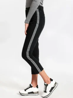 Angelica 2000 Jeans neri con bande modello boyfriend