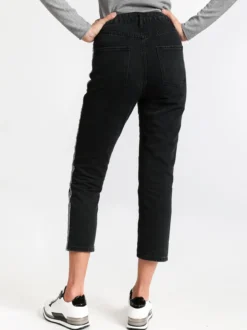 Angelica 2000 Jeans neri con bande modello boyfriend