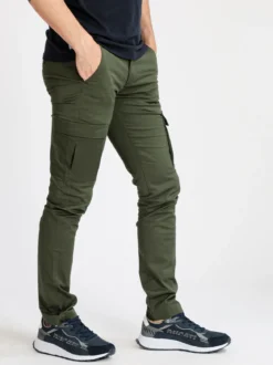 Baci & Abbracci Pantaloni da uomo slim con tasconi
