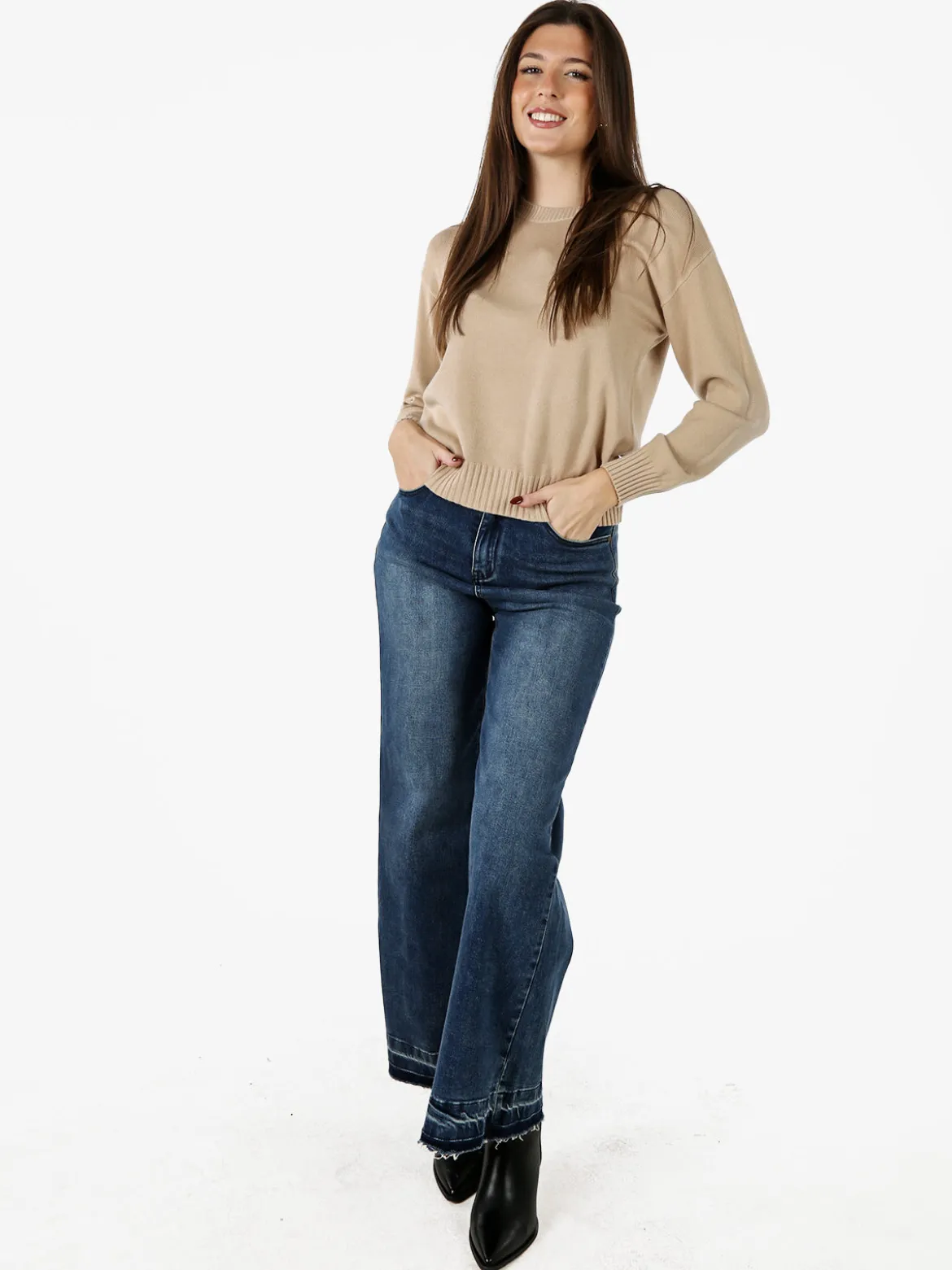 Baci & Abbracci Pullover girocollo da donna in maglia tinta unita - beige