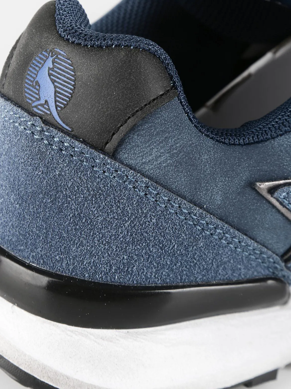 Canguro Sneakers bimbo con strappi