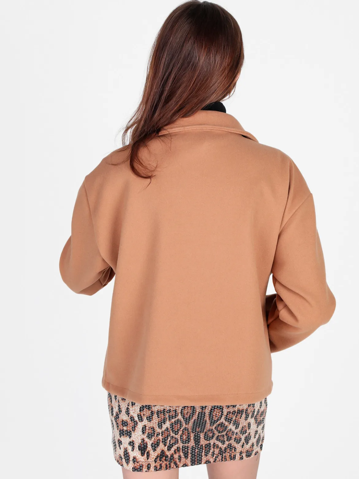 158c Cappotto corto da donna oversize con chiusura doppiopetto