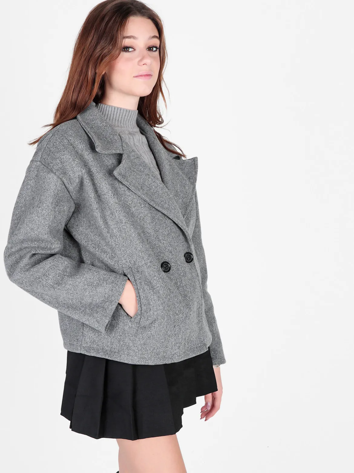 158c Cappotto corto da donna oversize con chiusura doppiopetto