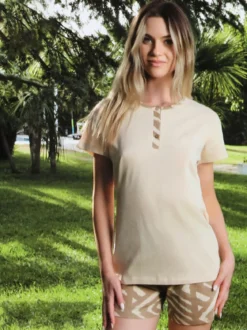 Coconuda Pigiama corto da donna in cotone con t-shirt e shorts a stampa - beige