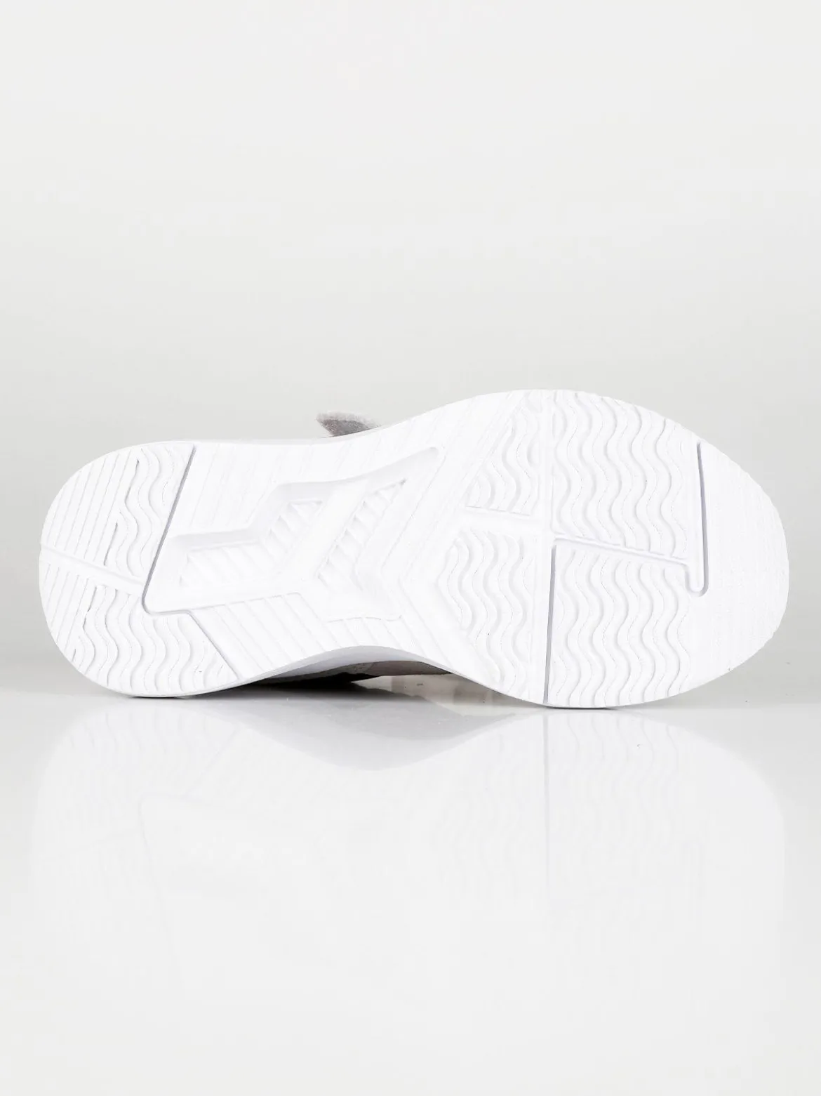 Ellesse Sneakers con strappo