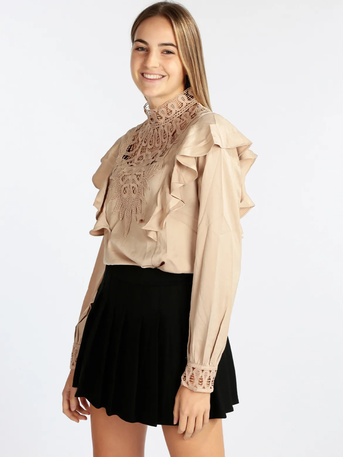 Elsa M. Blusa donna con inserti in macramè