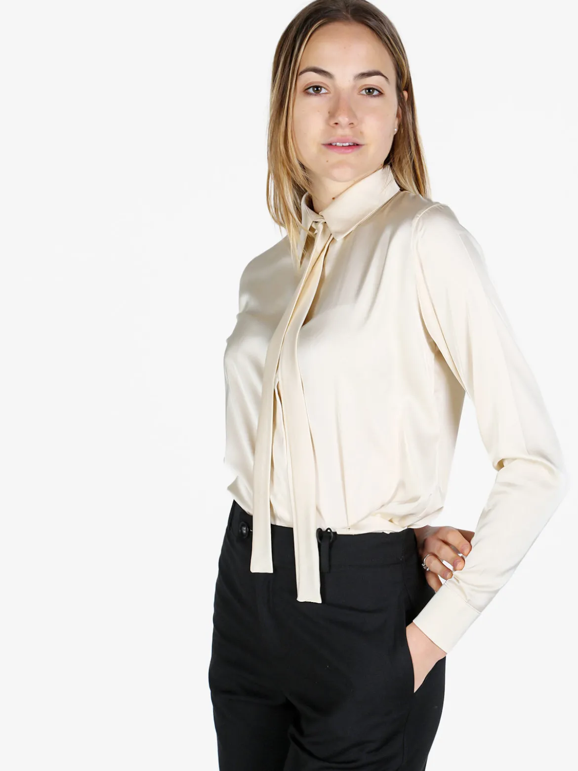 Frenetika Camicia donna effetto raso con cravattino