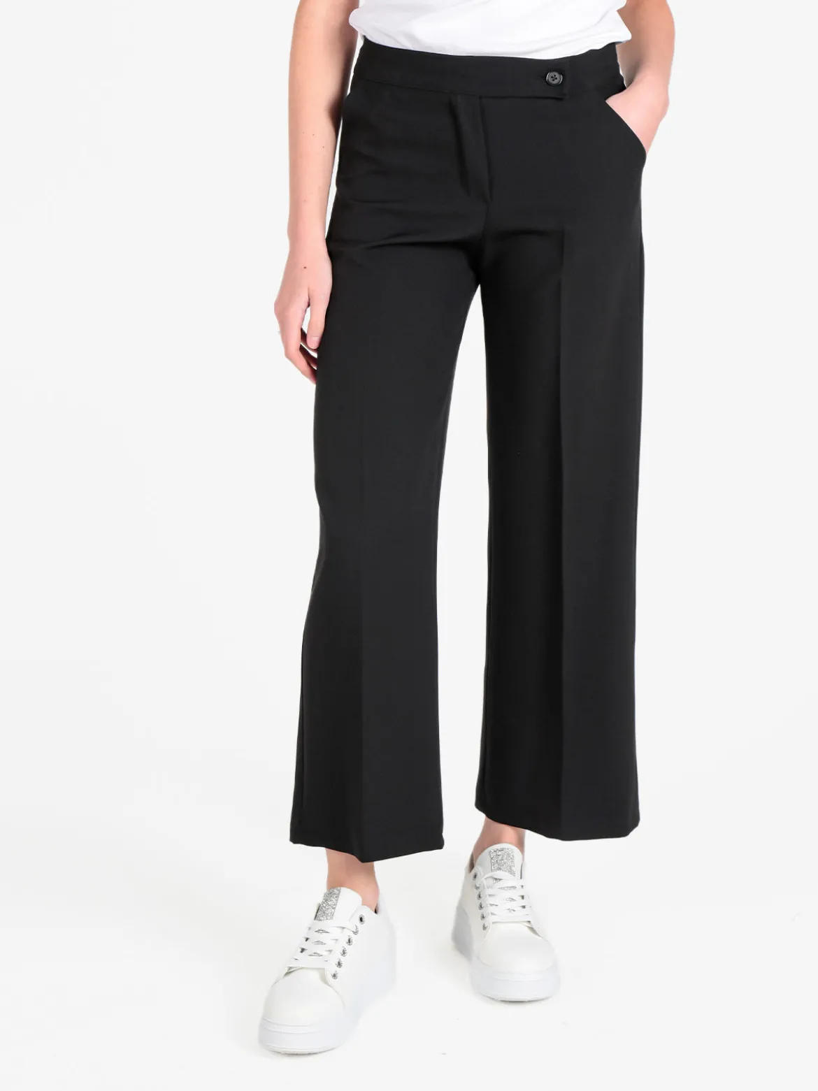 Frenetika Pantaloni classici da donna a palazzo