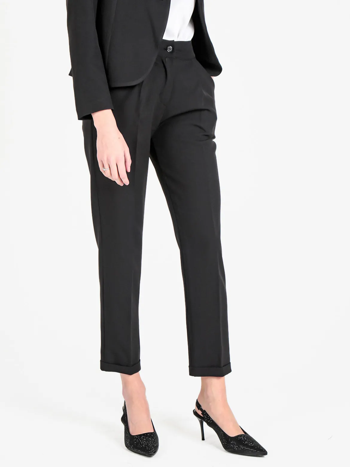 Frenetika Pantaloni classici da donna con risvolto
