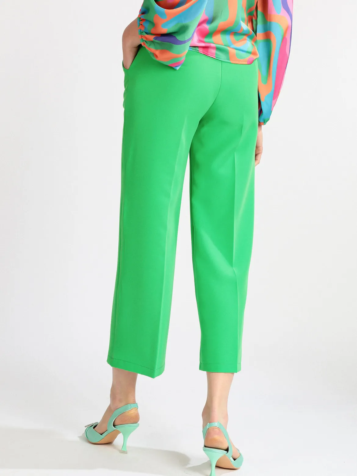 Frenetika Pantaloni cropped da donna