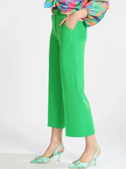 Frenetika Pantaloni cropped da donna