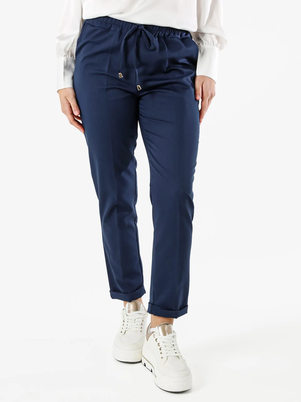 Frenetika Pantaloni donna casual con elastico in vita e risvolto sul finale - blu scuro