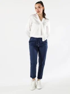 Frenetika Pantaloni donna casual con elastico in vita e risvolto sul finale - blu scuro
