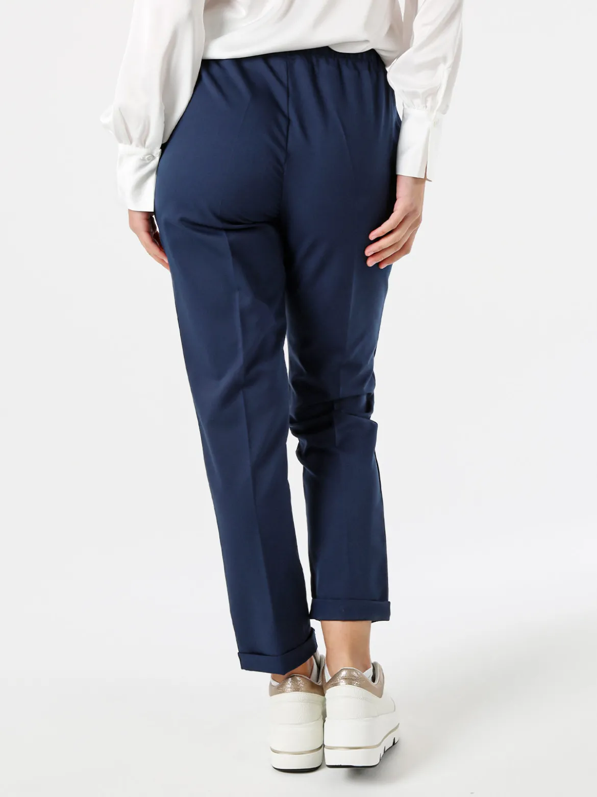 Frenetika Pantaloni donna casual con elastico in vita e risvolto sul finale - blu scuro