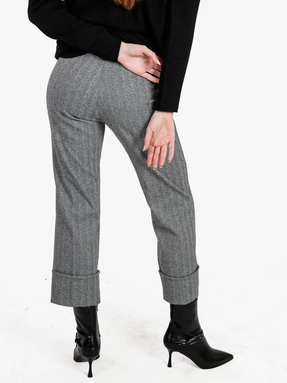 Frenetika Pantaloni donna culotte cropped spigati - grigio