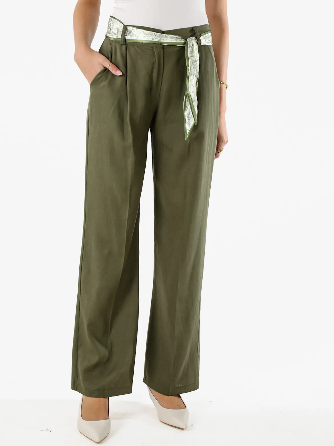 Frenetika Pantaloni donna in misto lino a gamba dritta con cintura a foulard - militare