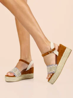 Gavi Sandali donna colorati con borchie e zeppa platform