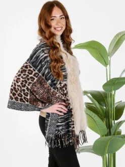 Gian Marco Venturi Mantella donna animalier con scollo in ecopelliccia