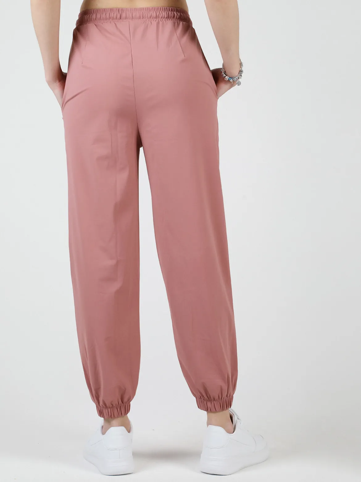 Gladys Pantaloni donna in tessuto tecnico con polsini