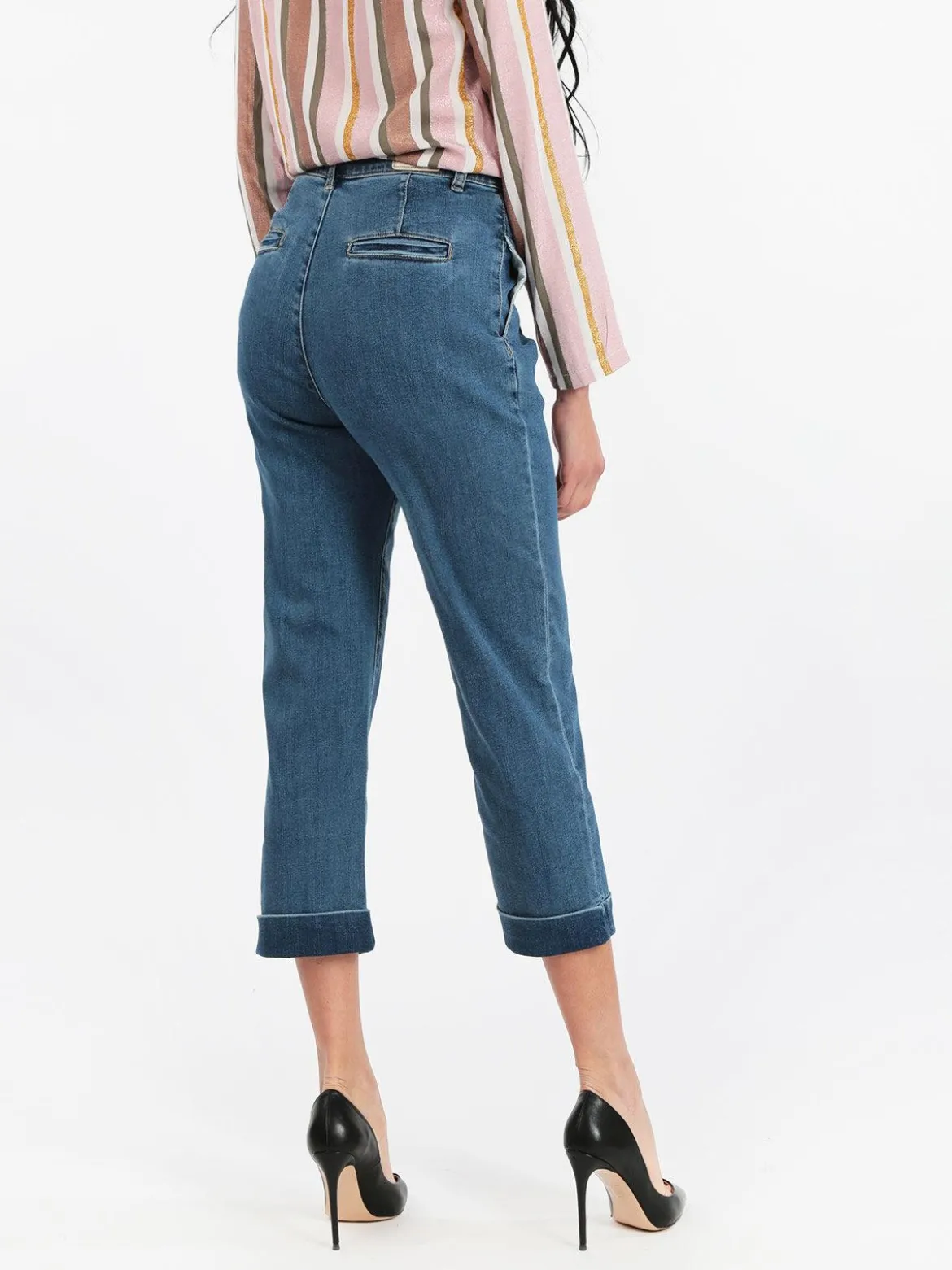 Griffai Jeans donna baggy con risvolti