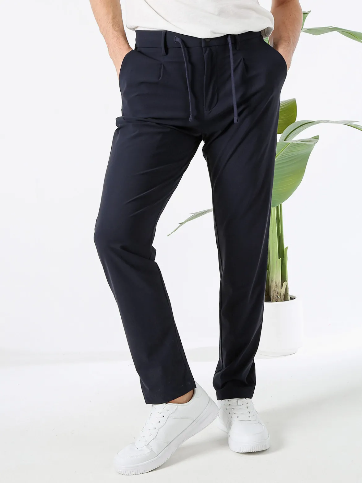 Guy Pantaloni casual da uomo in tessuto tecnico con coulisse - blu scuro