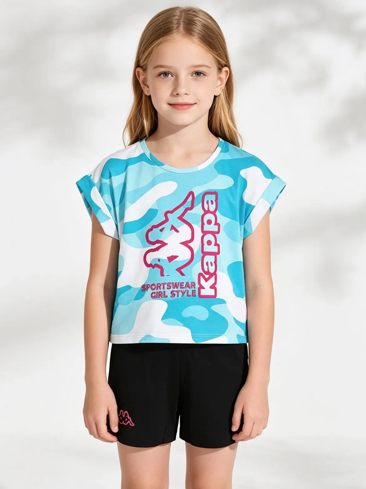 Kappa Completo corto da bambina in cotone con t-shirt mimetica e shorts - turchese