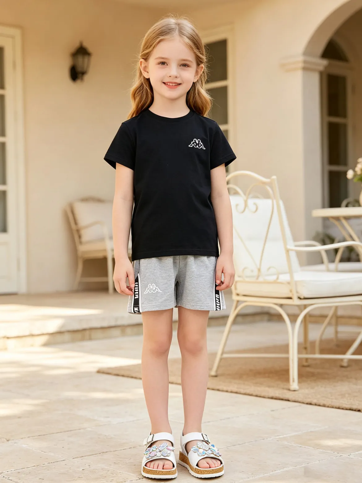 Kappa Completo corto in cotone da ragazza con t-shirt e shorts - nero
