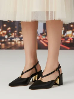 Laura Biagiotti Slingback donna a punta con tacco largo e cinturini a V - nero