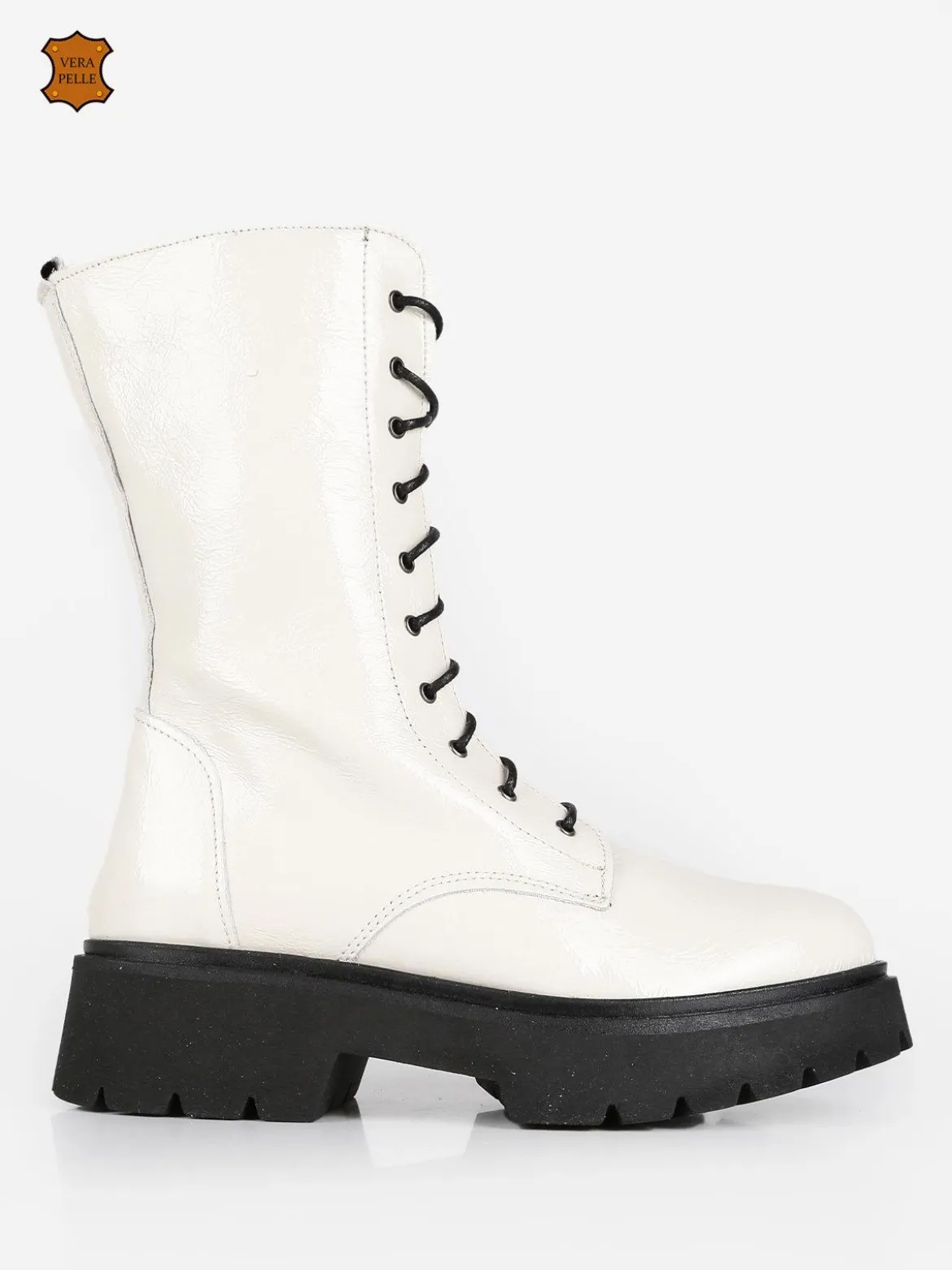 Made In Italy Anfibi in pelle lucida donna con suola carrarmato