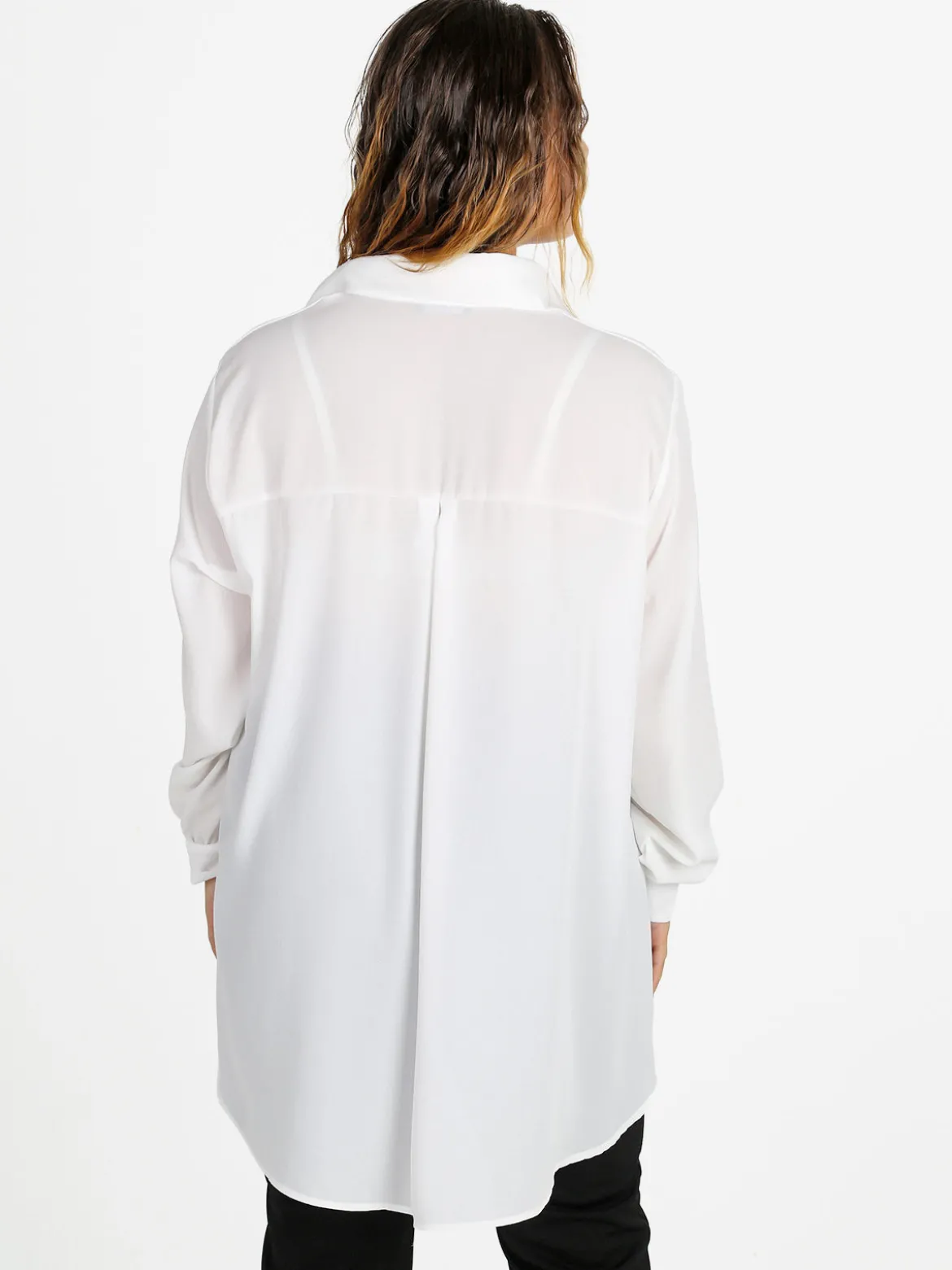 Miss E Co Camicia donna a maniche lunghe linea curvy - bianco