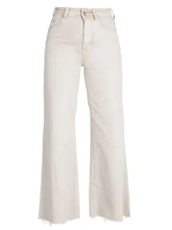 Monique Jeans donna a vita alta e gamba larga