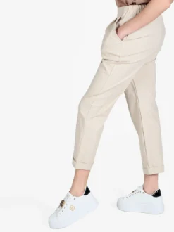 Sisan Pantaloni casual da donna con risvolto
