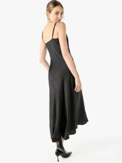 Solada Abito lungo da donna con spalline sottili e scollo a cascata - nero