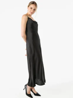 Solada Abito lungo da donna con spalline sottili e scollo a cascata - nero