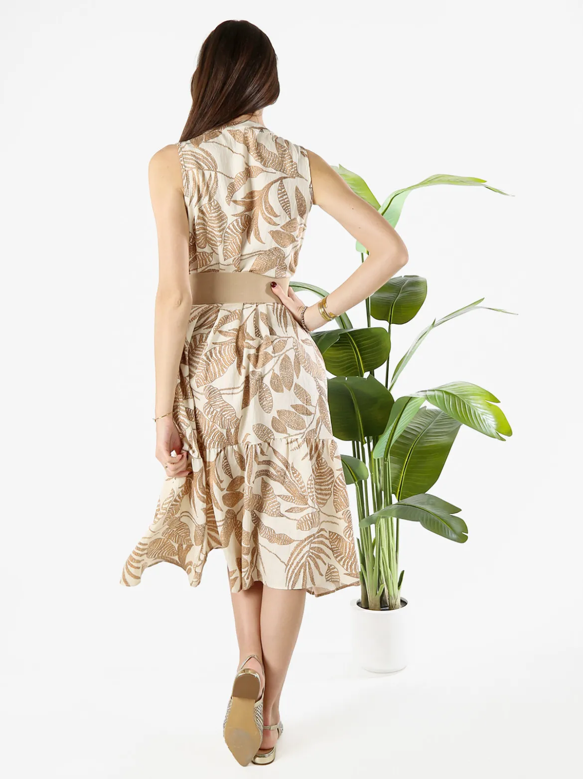 Solada Abito lungo da donna smanicato con stampe floreali - beige