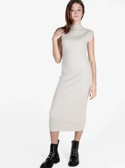 Solada Abito lungo da donna smanicato in maglia