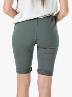 Solada Bermuda donna in tessuto elasticizzato con cintura in corda - verde