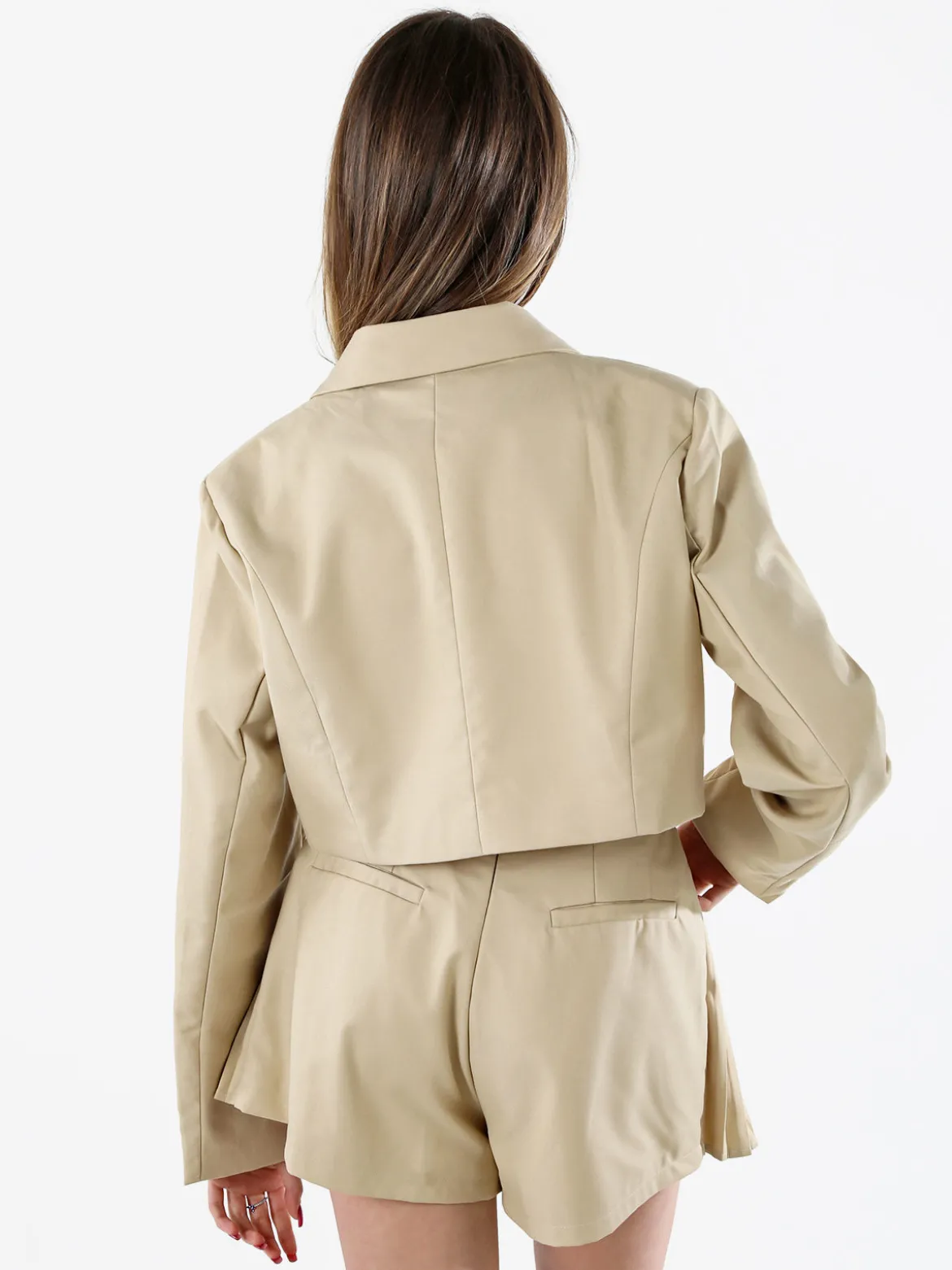 Solada Blazer cropped da donna con bottone e scollo a V - beige