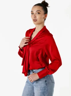 Solada Blusa donna a maniche lunghe in tessuto simil raso - rosso