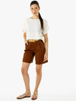 Solada Blusa donna in viscosa a maniche corte con bottoni decorati sul retro - beige