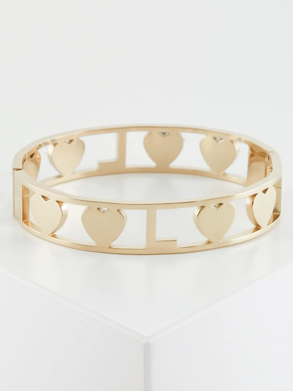 Solada Bracciale rigido L oro