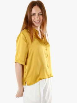 Solada Camicia donna a maniche corte effetto raso - giallo