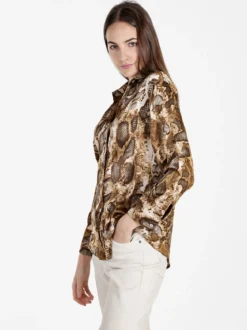 Solada Camicia donna con stampa animalier a maniche lunghe
