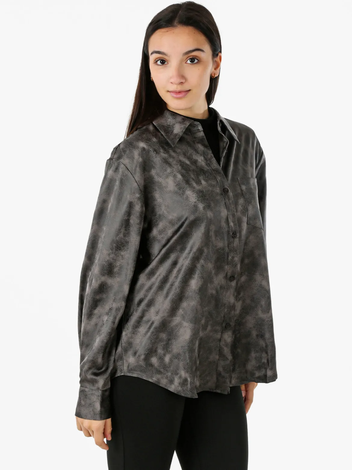 Solada Camicia donna oversize a maniche lunghe con taschino - grigio scuro