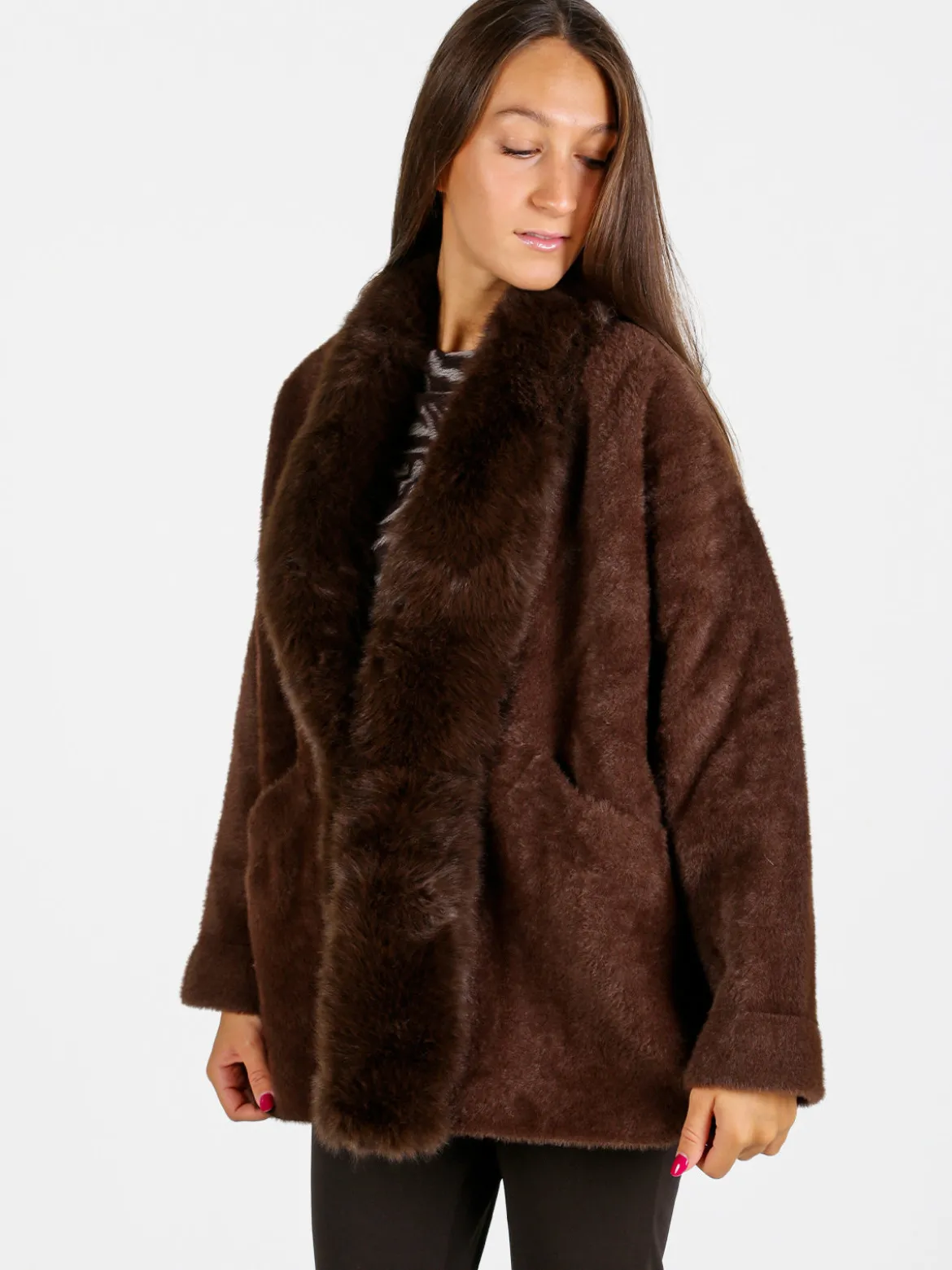 Solada Cappotto donna aperto in ecopelliccia - caffè