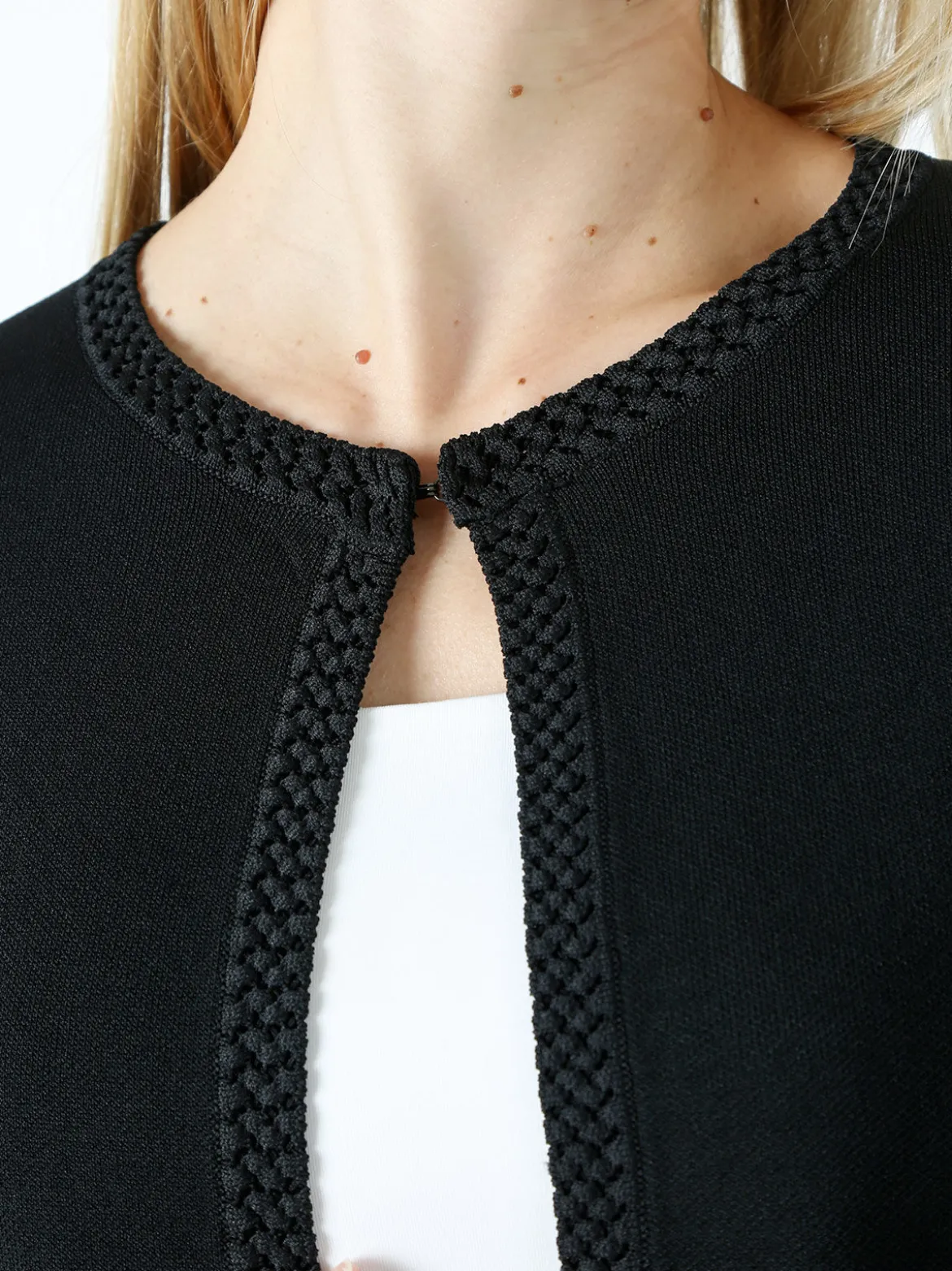 Solada Cardigan donna in maglia con gancino di chiusura - nero