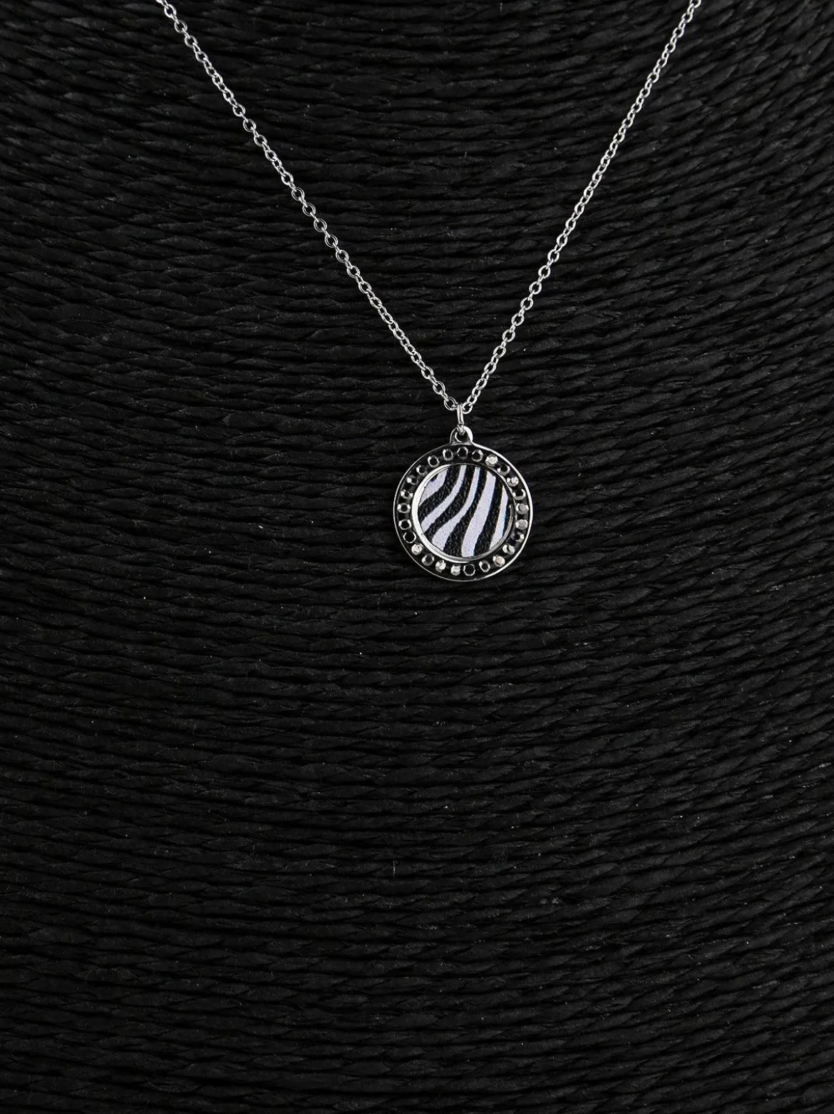 Solada Collana con ciondolo e strass
